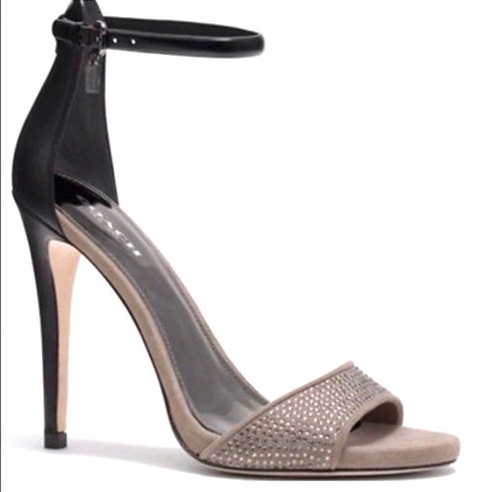 Coach Heels Tan Black Size 8